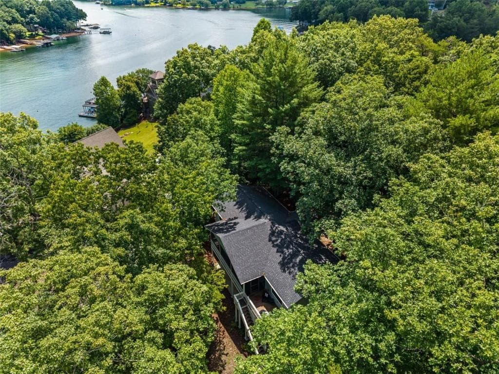 3 bedroom, 3 bathroom, 1,932 sq ft single family residence for sale at 169 Windjammer Spur, Hiawassee, GA 30546 — photo 9