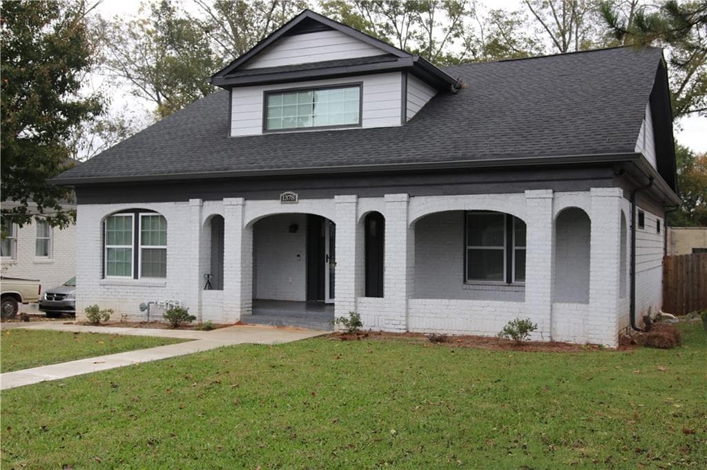 5 bedroom, 3 bathroom, 3,262 sq ft single family residence for rent at 1378 Lakewood Avenue, Atlanta, GA 30315 for $4,400 a month — photo 2