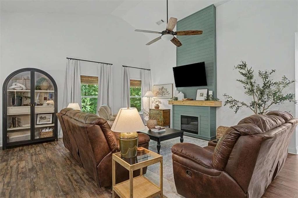 3 bedroom, 2 bathroom, 1,935 sq ft single family residence for sale at 1381 Star Point Road, Carrollton, GA 30116 — photo 7