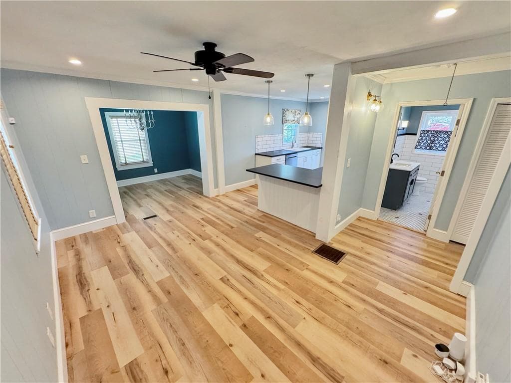 2 bedroom, 1 bathroom, 876 sq ft single family residence for rent at 229 Aviation Road, Marietta, GA 30060 for $1,850 a month — photo 2