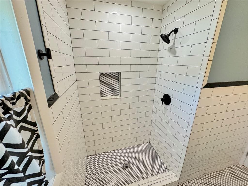 2 bedroom, 1 bathroom, 876 sq ft single family residence for rent at 229 Aviation Road, Marietta, GA 30060 for $1,850 a month — photo 10