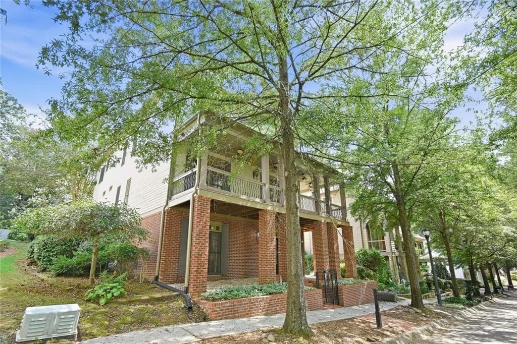4 bedroom, 4 bathroom, 3,506 sq ft single family residence for sale at 1442 Hedgewood Lane, Kennesaw, GA 30152 — photo 3