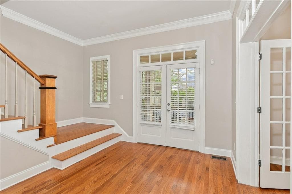 4 bedroom, 4 bathroom, 3,506 sq ft single family residence for sale at 1442 Hedgewood Lane, Kennesaw, GA 30152 — photo 4