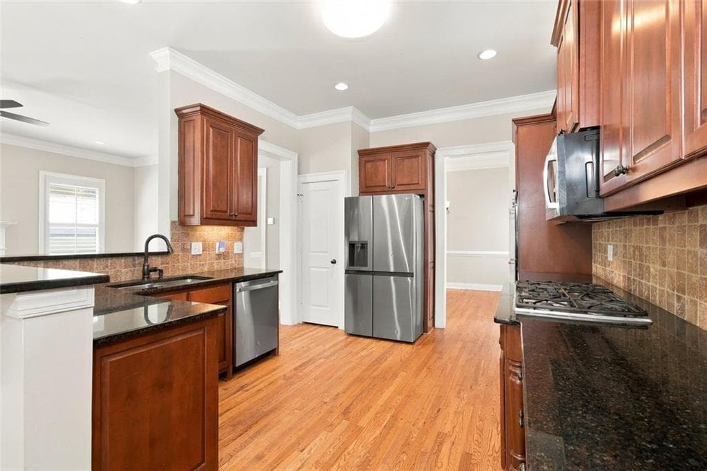 4 bedroom, 4 bathroom, 3,506 sq ft single family residence for sale at 1442 Hedgewood Lane, Kennesaw, GA 30152 — photo 9
