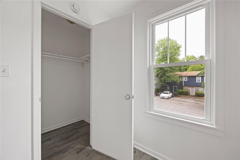 2 bedroom, 3 bathroom, 1,062 sq ft townhouse for sale at 2082 Lenoa Lane, Austell, GA 30106 — photo 10
