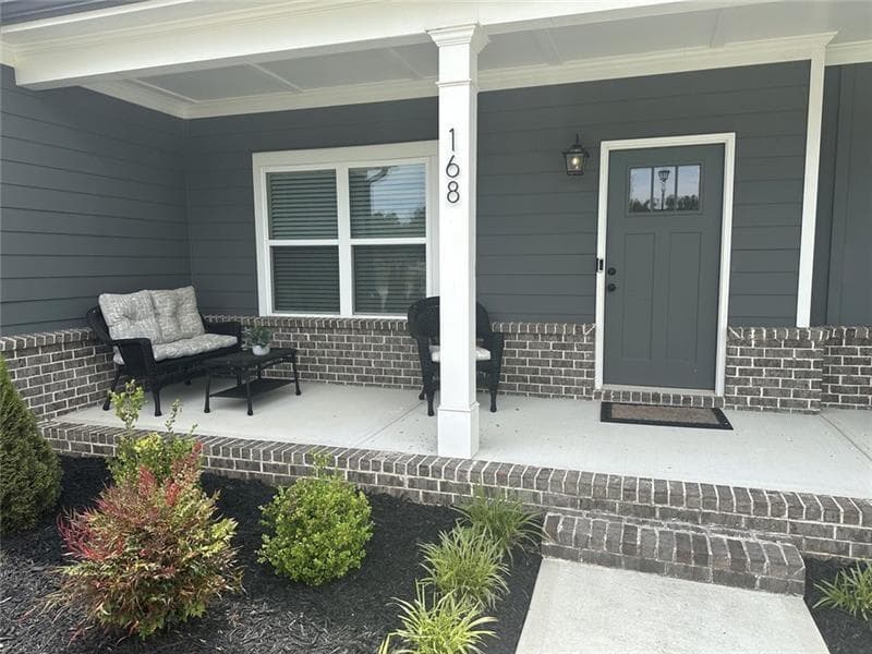 4 bedroom, 3 bathroom, 3,092 sq ft single family residence for sale at 168 Mallard Creek Way, Bethlehem, GA 30620 — photo 2