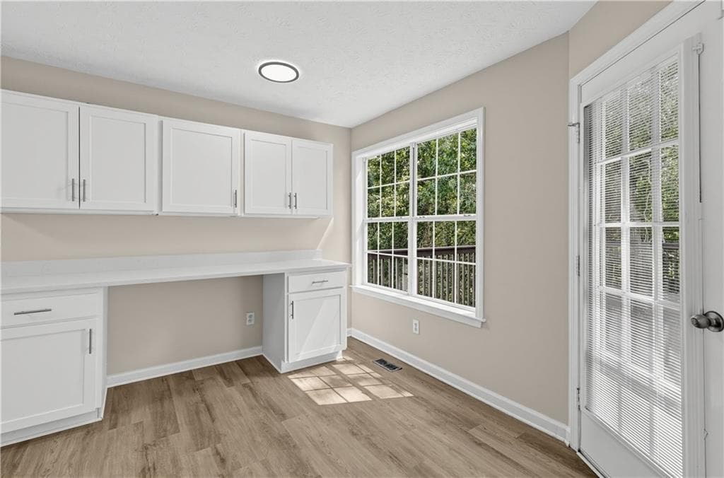 4 bedroom, 4 bathroom, 2,516 sq ft single family residence for sale at 44 Paradise Drive, Douglasville, GA 30134 — photo 9