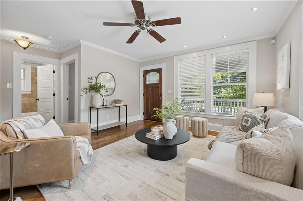 3 bedroom, 2 bathroom, 1,364 sq ft single family residence under contract at 125 Clifton Street, Atlanta, GA 30317 — photo 5