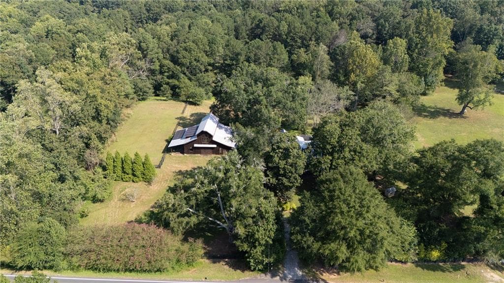 3 bedroom, 2 bathroom, 2,500 sq ft single family residence for sale at 1060 Birmingham Road, Milton, GA 30004 — photo 3