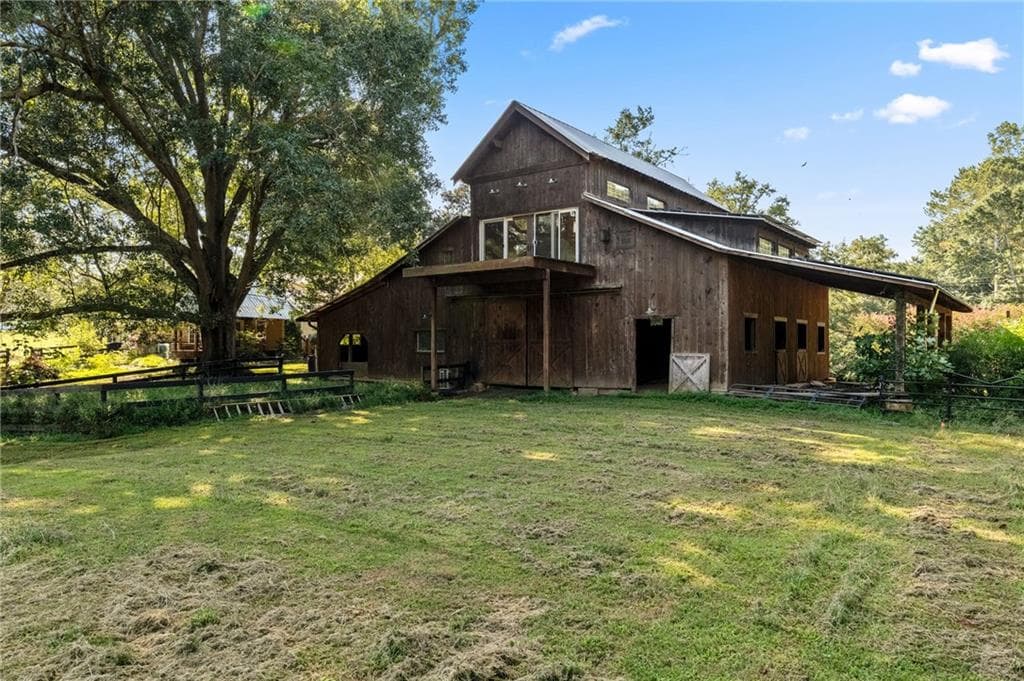 3 bedroom, 2 bathroom, 2,500 sq ft single family residence for sale at 1060 Birmingham Road, Milton, GA 30004 — photo 7