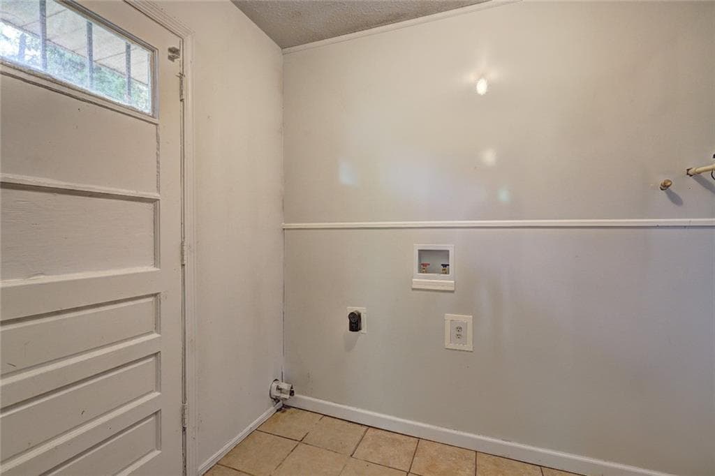3 bedroom, 2 bathroom, 1,200 sq ft single family residence for sale at 487 Cowan Street, Macon, GA 31217 — photo 5