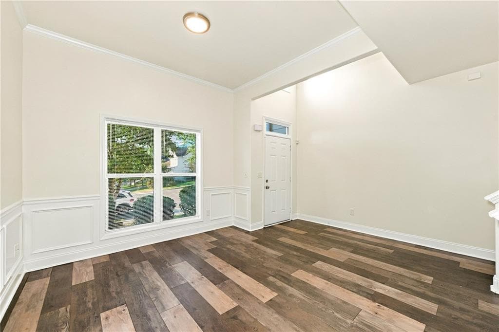 3 bedroom, 3 bathroom, 1,838 sq ft single family residence for sale at 1610 Lily Valley Drive, Lawrenceville, GA 30045 — photo 6