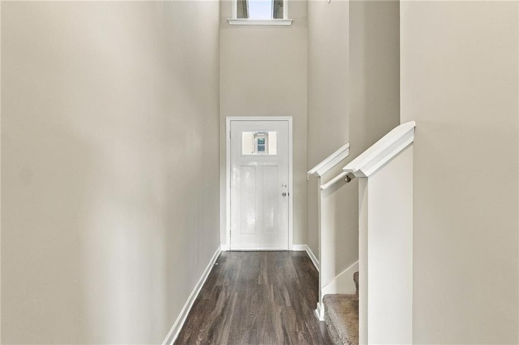 3 bedroom, 3 bathroom, 1,676 sq ft townhouse for sale at 110 Squarewood Lane, Cartersville, GA 30121 — photo 4