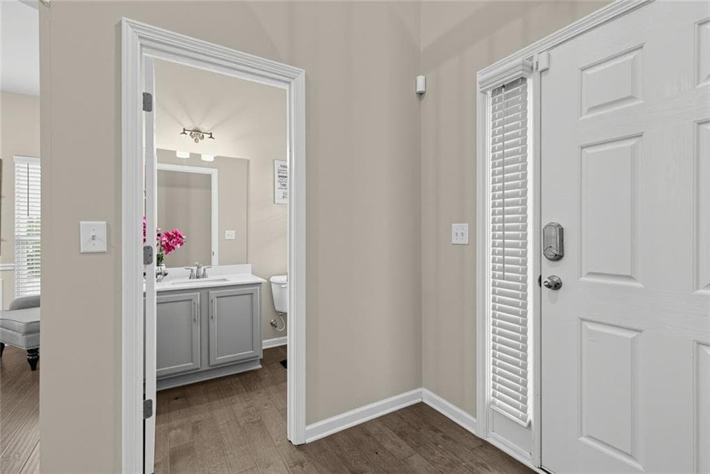 4 bedroom, 3 bathroom, 2,212 sq ft single family residence under contract at 7967 Dawson Lane, Douglasville, GA 30134 — photo 6