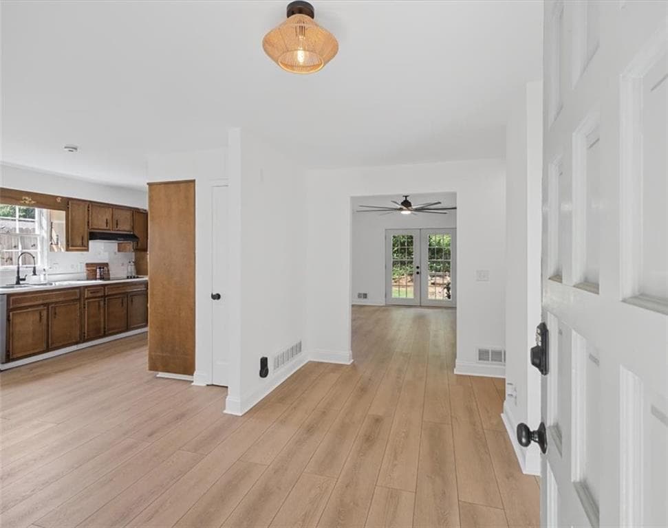 4 bedroom, 3 bathroom, 2,249 sq ft single family residence for sale at 3167 Mountain Creek Lane, Roswell, GA 30075 — photo 6