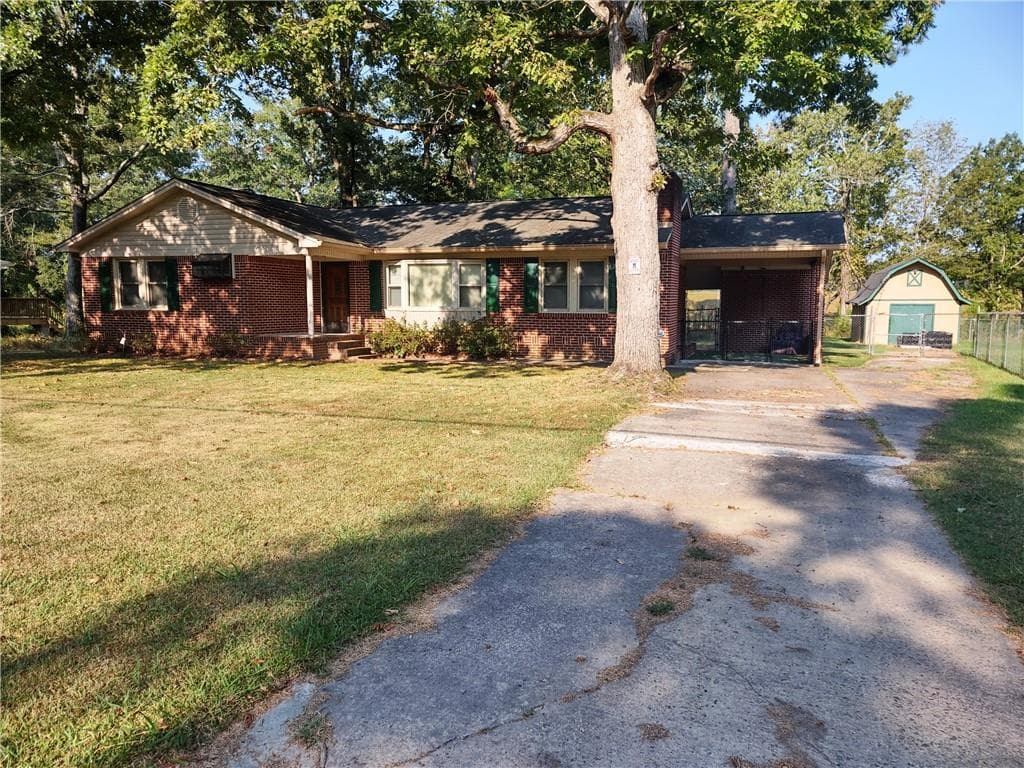 2 bedroom, 1 bathroom, 1,449 sq ft single family residence for sale at 115 Harrison Road, Rome, GA 30165