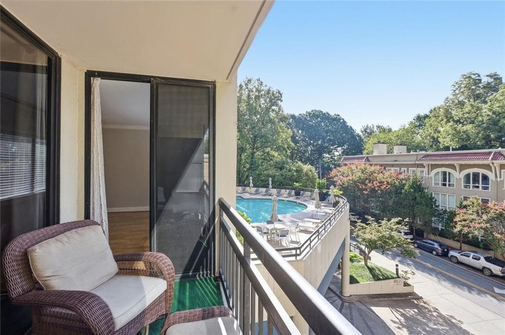 1 bedroom, 1 bathroom, 790 sq ft condominium for sale at 1130 Piedmont Avenue 505, Atlanta, GA 30309 — photo 10