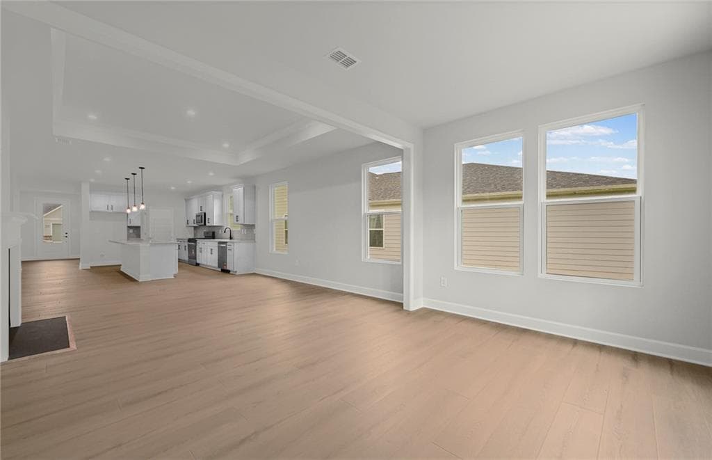 3 bedroom, 2 bathroom, 2,181 sq ft single family residence for sale at 1232 Bartam Drive, Griffin, GA 30223 — photo 3