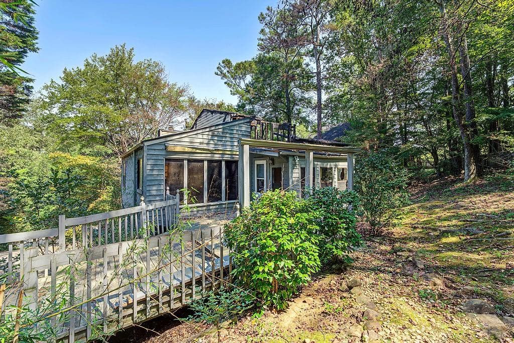 4 bedroom, 3 bathroom single family residence for sale at 2615 Rocky Springs Drive, Marietta, GA 30062 — photo 7