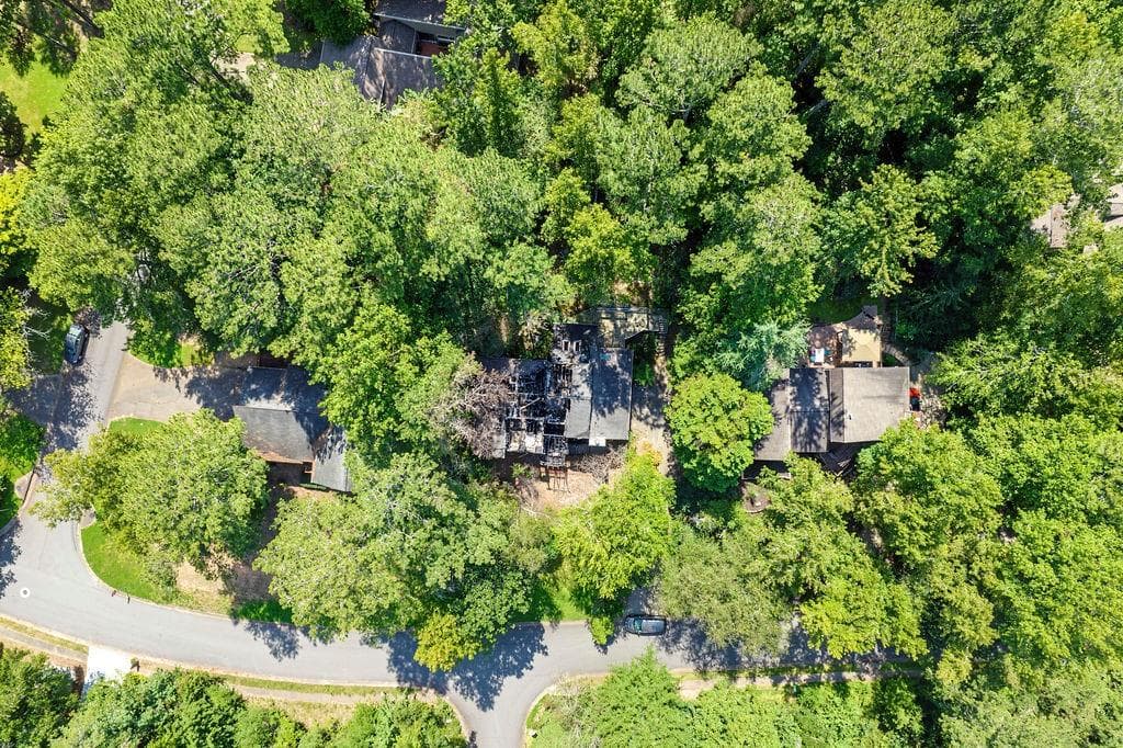 4 bedroom, 3 bathroom single family residence for sale at 2615 Rocky Springs Drive, Marietta, GA 30062 — photo 9