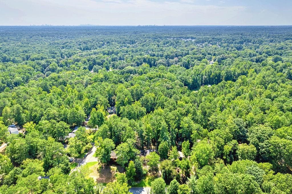 4 bedroom, 3 bathroom single family residence for sale at 2615 Rocky Springs Drive, Marietta, GA 30062 — photo 10