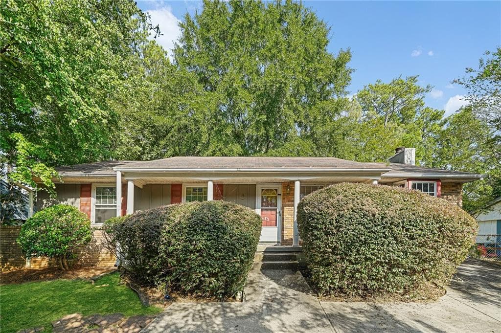 3 bedroom, 3 bathroom, 1,803 sq ft single family residence for sale at 2511 Spring Drive, Smyrna, GA 30080