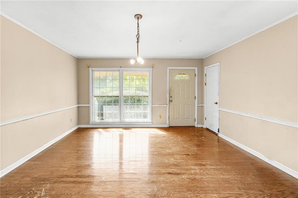 3 bedroom, 3 bathroom, 1,803 sq ft single family residence for sale at 2511 Spring Drive, Smyrna, GA 30080 — photo 7