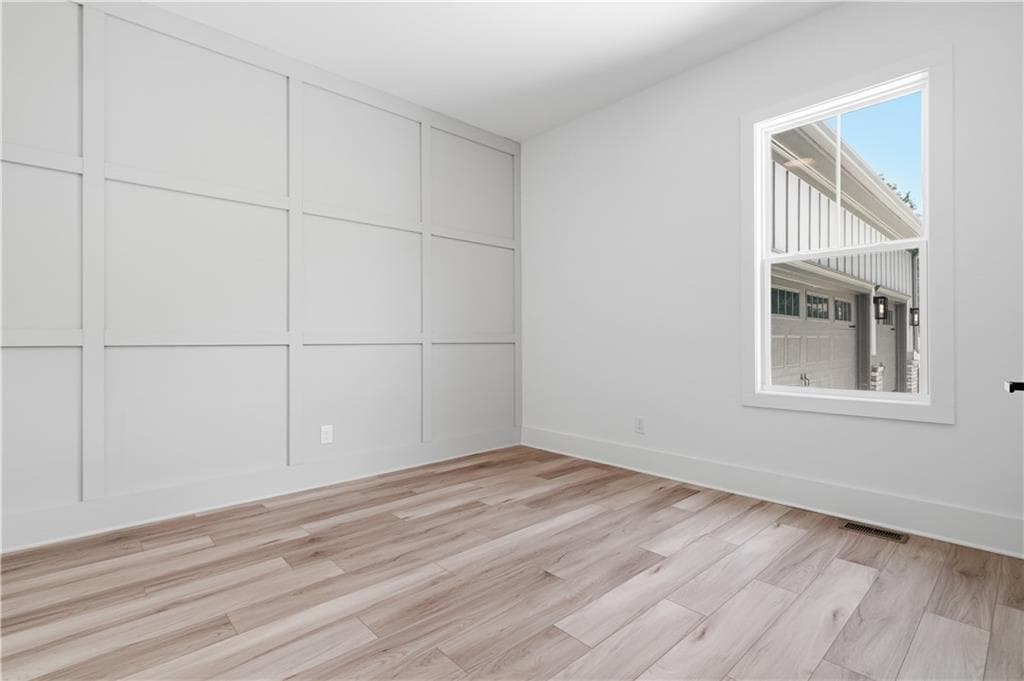 5 bedroom, 4 bathroom, 4,656 sq ft single family residence for rent at 5676 MEADOW VIEW Drive, Jefferson, GA 30549 for $3,999 a month — photo 5
