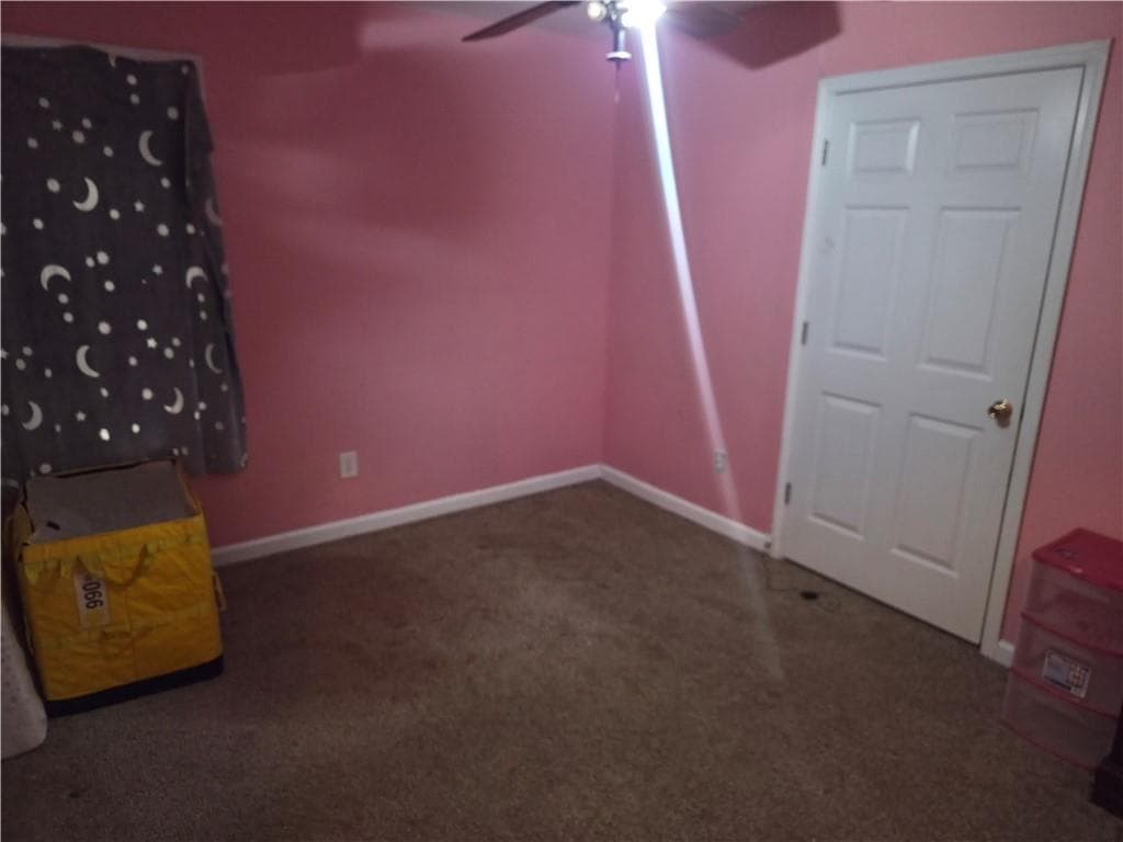 4 bedroom, 2 bathroom, 2,570 sq ft single family residence for sale at 552 Keldron Drive, Lawrenceville, GA 30045 — photo 4