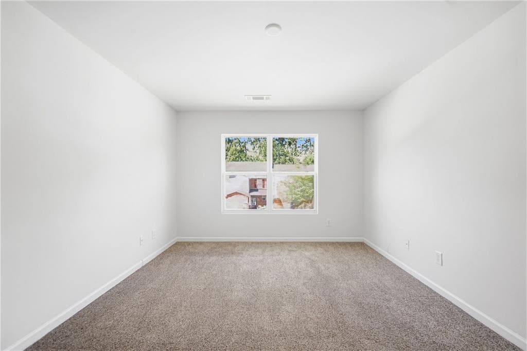 3 bedroom, 3 bathroom, 1,639 sq ft townhouse for sale at 3318 Fernview Drive, Lawrenceville, GA 30044 — photo 4