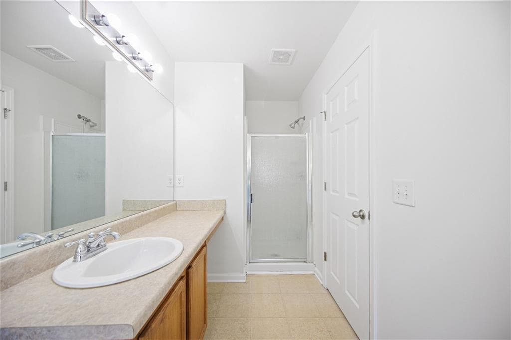 3 bedroom, 3 bathroom, 1,639 sq ft townhouse for sale at 3318 Fernview Drive, Lawrenceville, GA 30044 — photo 10