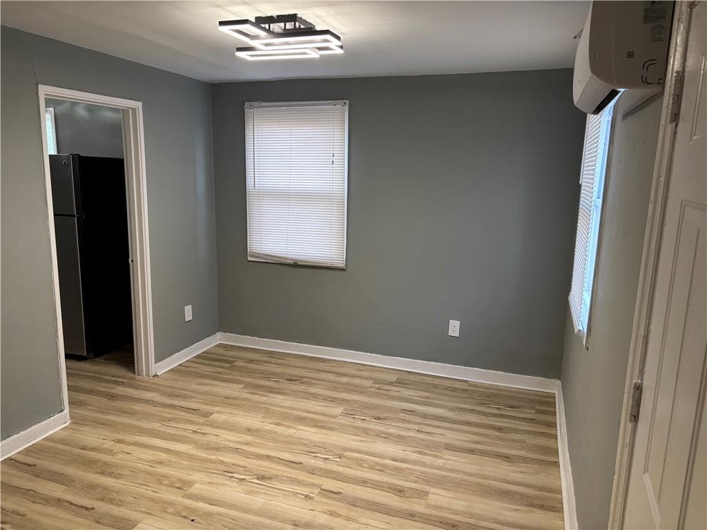 duplex for sale at 667 Thurmond Street, Atlanta, GA 30314 — photo 2