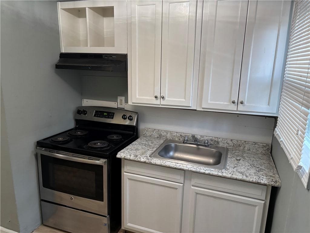 duplex for sale at 667 Thurmond Street, Atlanta, GA 30314 — photo 4
