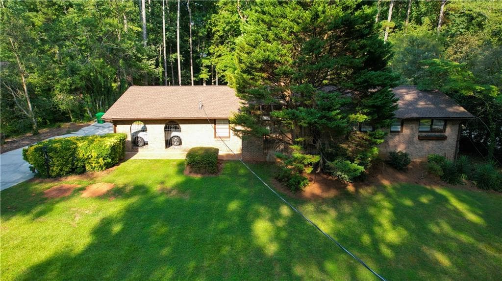 3 bedroom, 3 bathroom, 2,982 sq ft single family residence for sale at 5428 Smoke Rise Drive, Stone Mountain, GA 30087 — photo 4