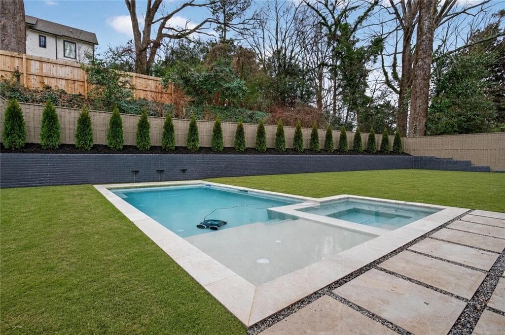 5 bedroom, 7 bathroom, 4,904 sq ft single family residence for sale at 991 Courtenay Drive, Atlanta, GA 30306 — photo 2