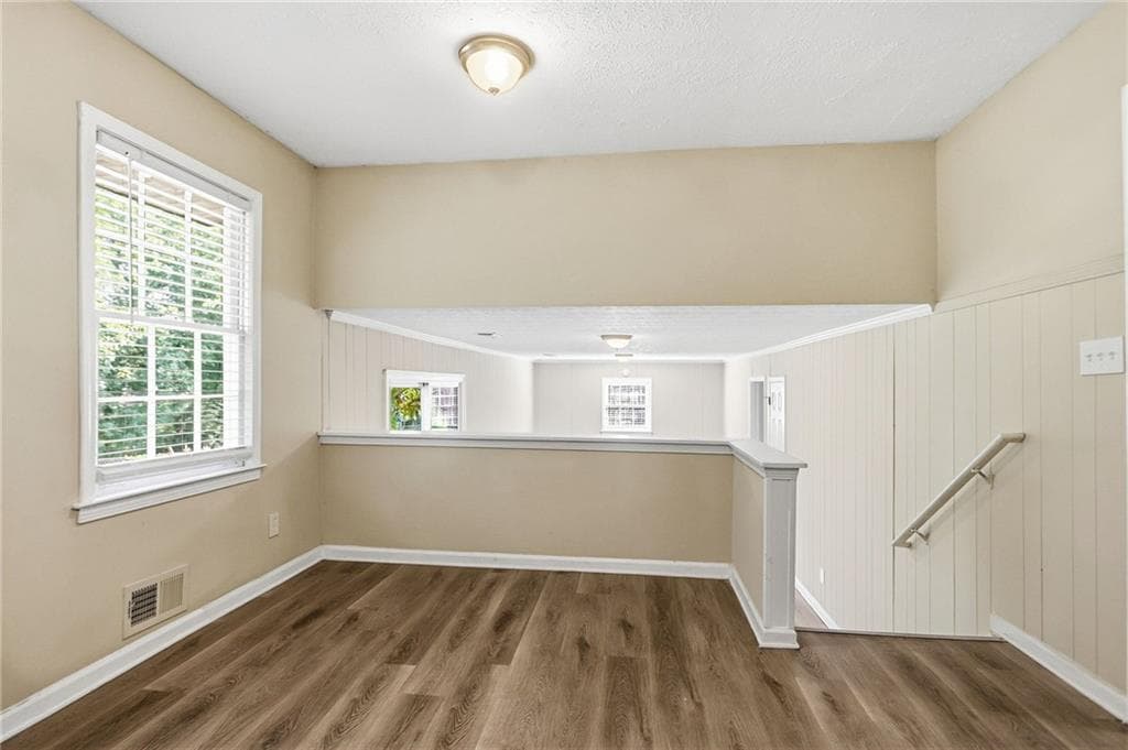 5 bedroom, 3 bathroom, 2,024 sq ft single family residence for sale at 2290 Emerald Springs Drive, Decatur, GA 30035 — photo 7