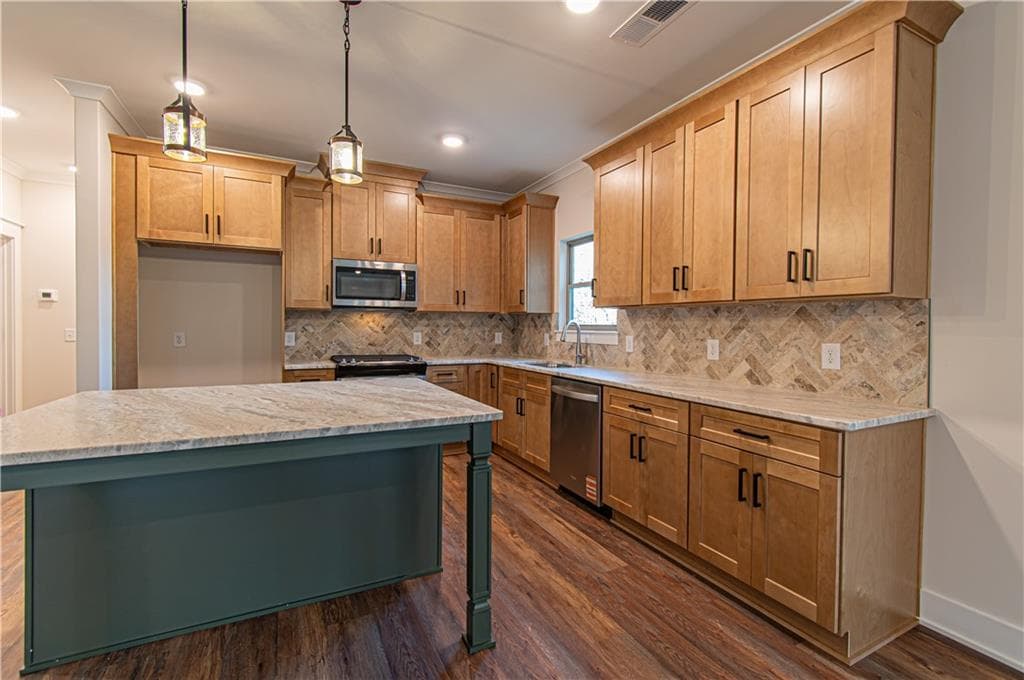 4 bedroom, 3 bathroom, 2,294 sq ft single family residence for rent at 386 Mulberry Circle, Jasper, GA 30143 for $2,650 a month — photo 10
