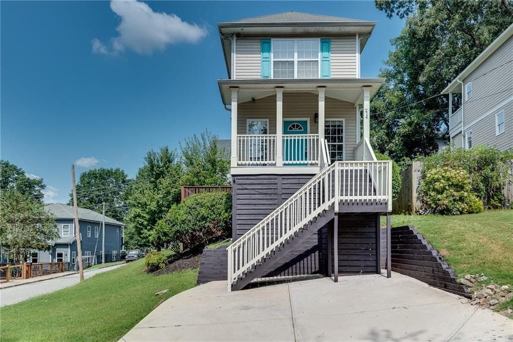3 bedroom, 3 bathroom, 1,800 sq ft single family residence for sale at 212/14 South Avenue, Atlanta, GA 30315 — photo 3