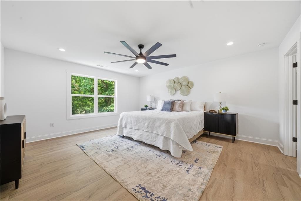 4 bedroom, 3 bathroom, 2,200 sq ft single family residence for sale at 2194 Wingate Street, Atlanta, GA 30310 — photo 8