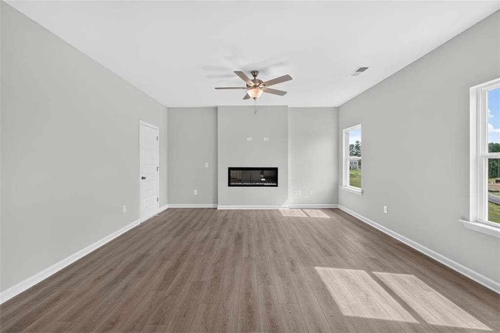4 bedroom, 3 bathroom, 2,053 sq ft single family residence for sale at 140 Oakmont Drive, Dallas, GA 30132 — photo 9