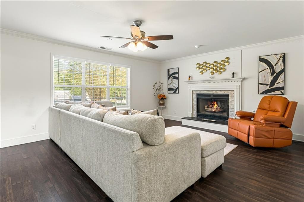 3 bedroom, 3 bathroom, 2,220 sq ft single family residence for sale at 2586 Abbotts Glen Drive, Acworth, GA 30101 — photo 8