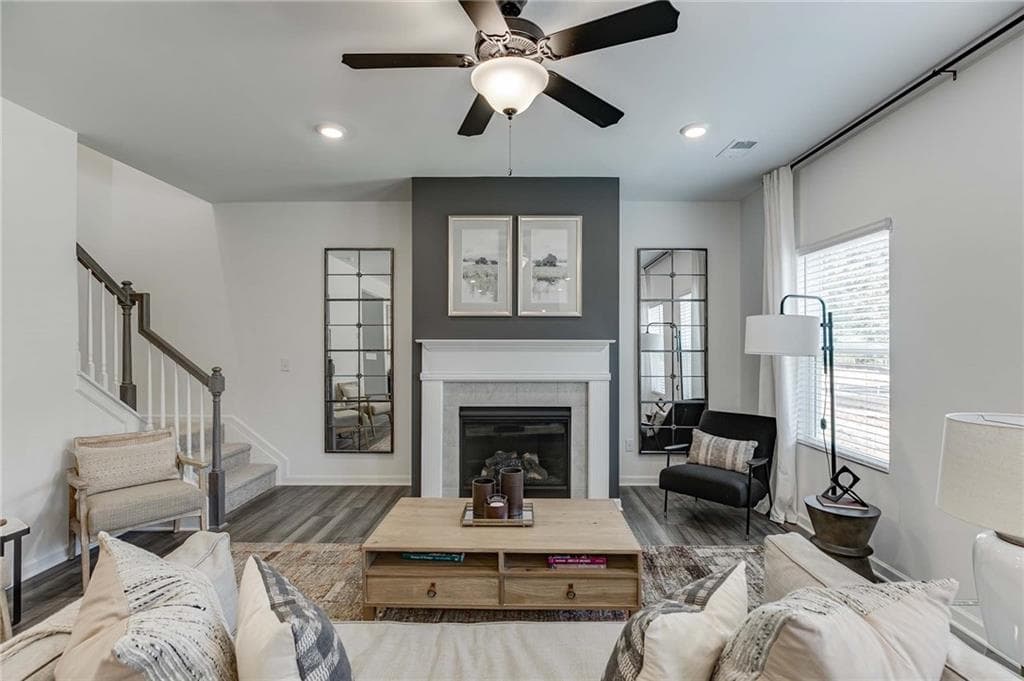 4 bedroom, 3 bathroom, 2,120 sq ft single family residence for sale at 803 Paxton Drive, Cartersville, GA 30120 — photo 8