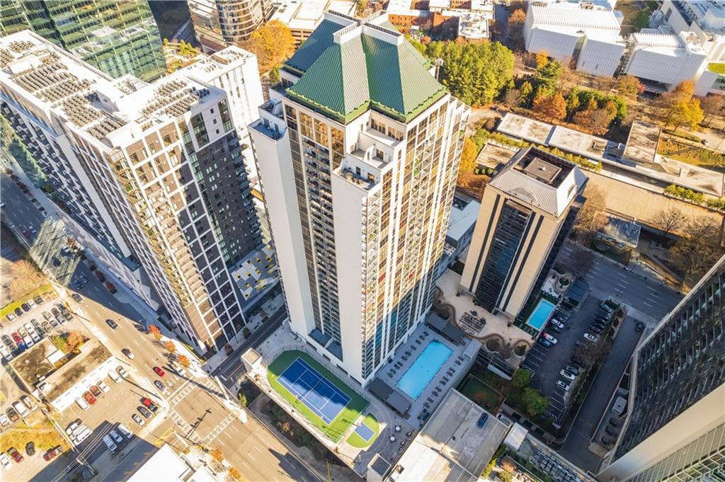 1 bedroom, 1 bathroom, 813 sq ft condominium for rent at 1280 W Peachtree Street 1408, Atlanta, GA 30309 for $1,700 a month — photo 1 of 16