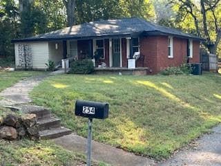 2 bedroom, 2 bathroom, 1,050 sq ft single family residence for sale at 254 S Dixie Avenue, Cartersville, GA 30120 — photo 4