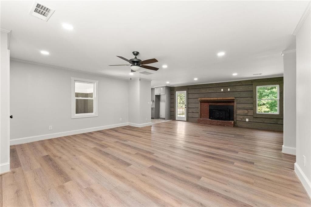 3 bedroom, 2 bathroom, 3,378 sq ft single family residence under contract at 5850 Norton Circle, Flowery Branch, GA 30542 — photo 5