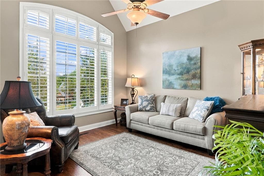 5 bedroom, 5 bathroom, 4,990 sq ft single family residence under contract at 2150 Roos Place, Marietta, GA 30066 — photo 3