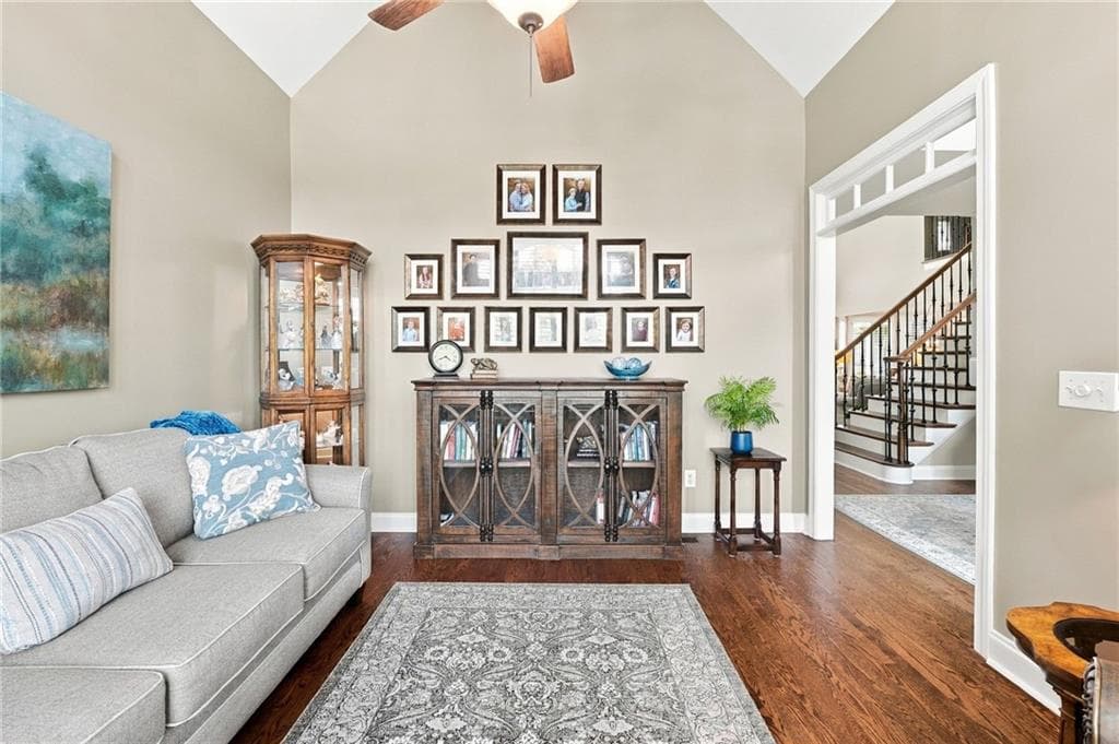 5 bedroom, 5 bathroom, 4,990 sq ft single family residence under contract at 2150 Roos Place, Marietta, GA 30066 — photo 4