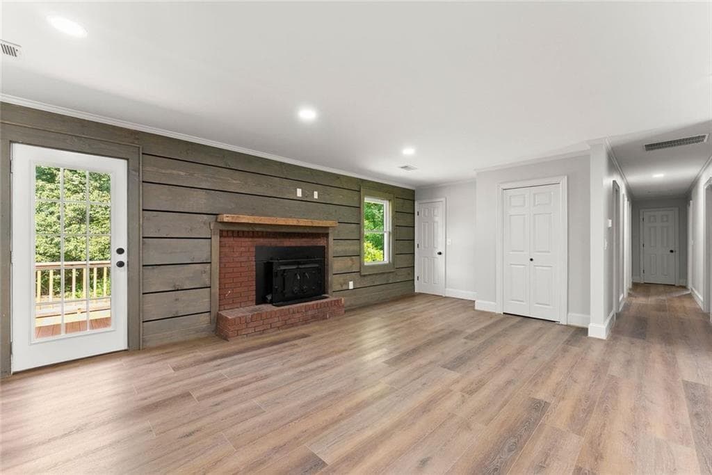 3 bedroom, 2 bathroom, 3,378 sq ft single family residence under contract at 5850 Norton Circle, Flowery Branch, GA 30542 — photo 9