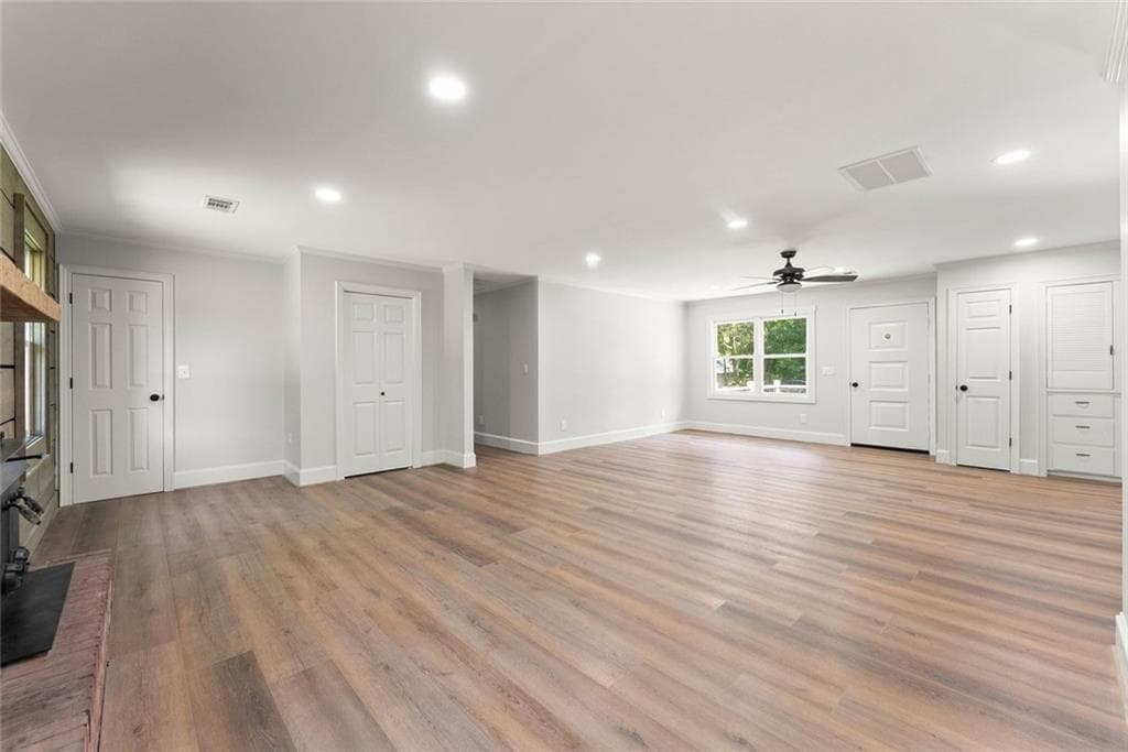 3 bedroom, 2 bathroom, 3,378 sq ft single family residence under contract at 5850 Norton Circle, Flowery Branch, GA 30542 — photo 10
