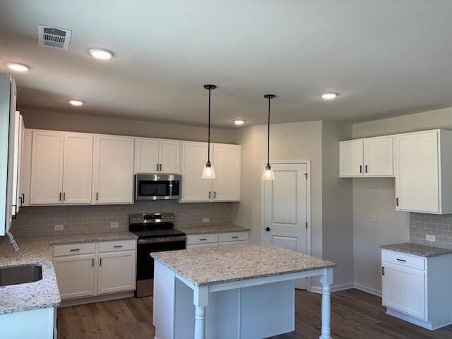 5 bedroom, 3 bathroom, 3,168 sq ft single family residence for rent at 766 Rodeo Drive, Auburn, GA 30011 for $2,750 a month — photo 8